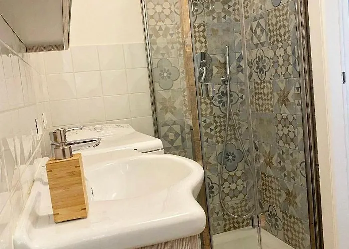 Loft With Little Backyard And Patio Appartamento *